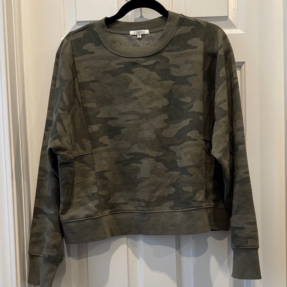 Z supply army green crewneck sweatshirt size medium